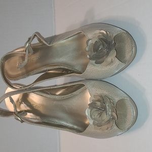 Anne Klein Flex Essa Womens 10 elegant shimmery formal high heel dress shoes